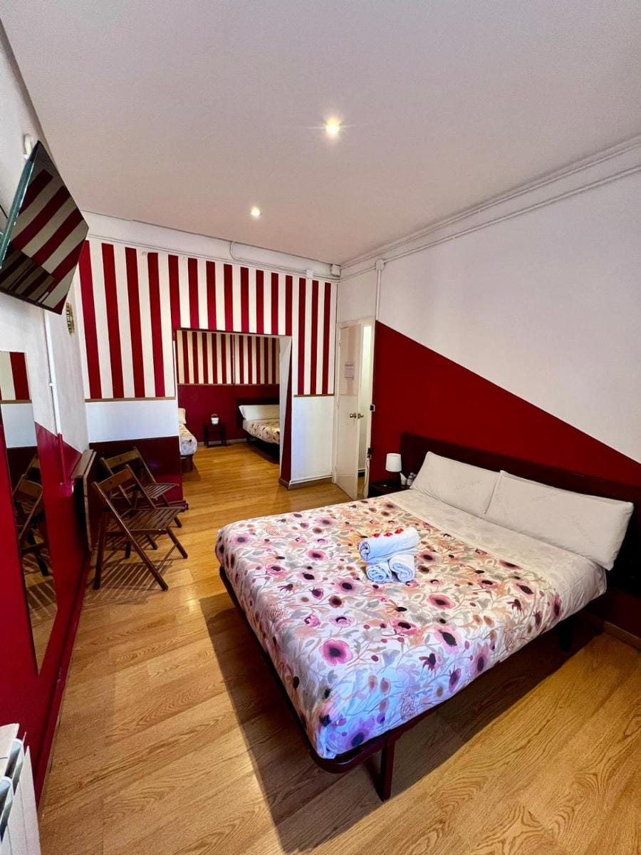 Hostal La Casa de La Plaza Bed and Breakfast in Centro