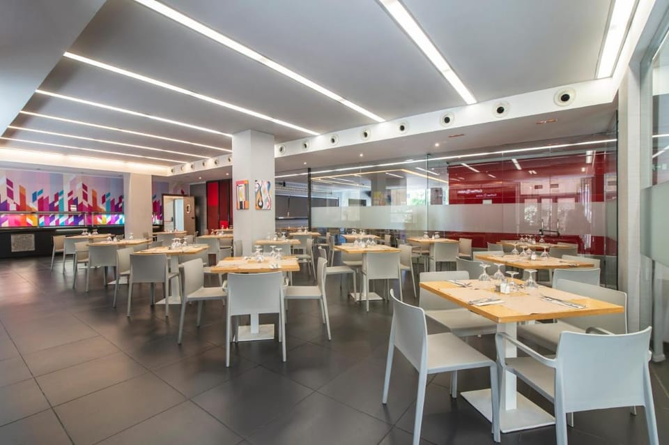 Hotel Granada by Pierre & Vacances Hotel in Granada