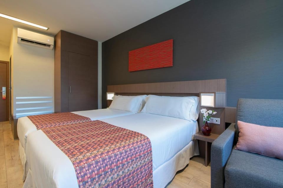 Hotel Granada by Pierre & Vacances Hotel in Granada