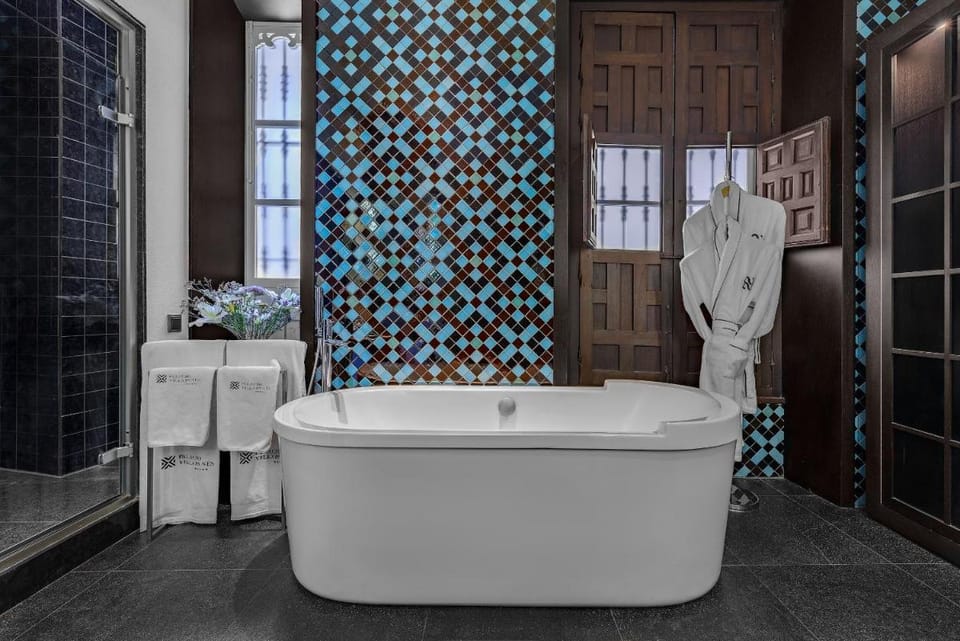 CoolRooms Palacio Villapanes 5 GL Hotel in Seville