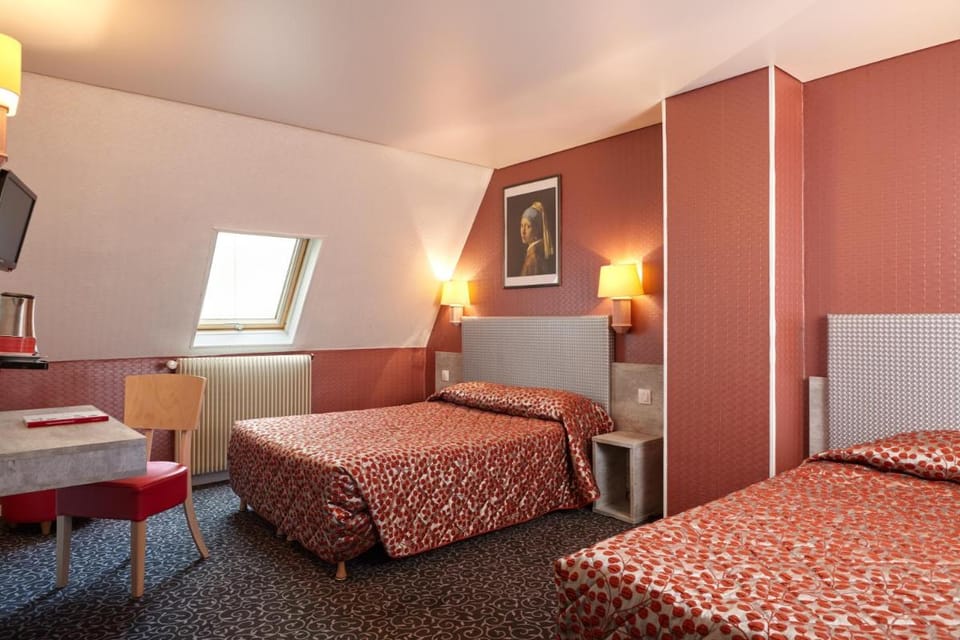 Miramar Hotel in Paris