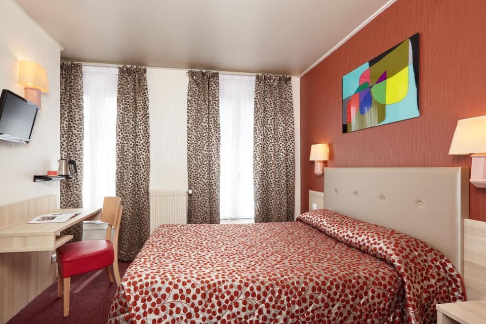Miramar Hotel in Paris