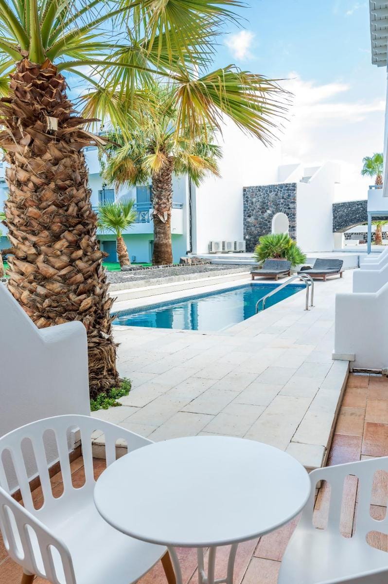 Smy Mediterranean White Santorini Hotel in Santorini