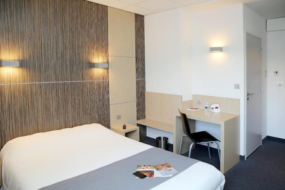 The Originals City, HÃ´tel Le CaussÃ©a, Castres Hotel in Occitanie