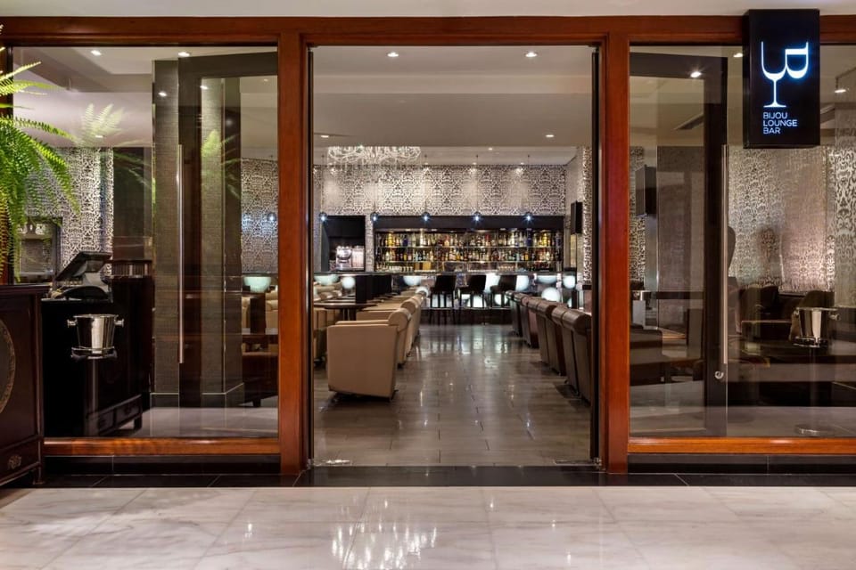 Radisson Blu Edwardian Heathrow, Heathrow Airport Hotel in London Borough of Hounslow
