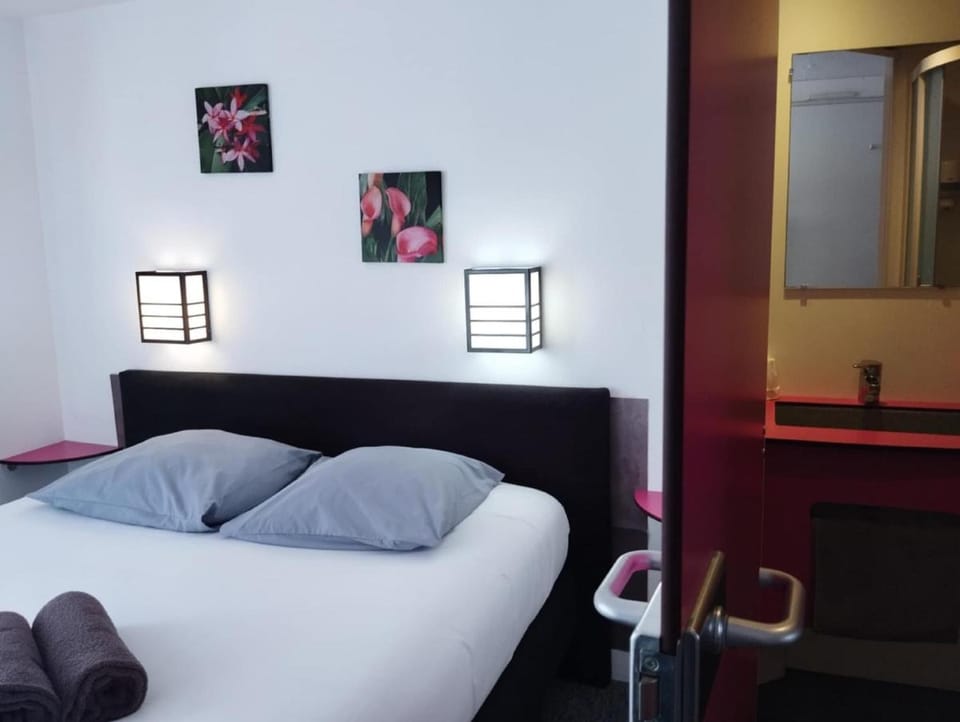 Kyriad Direct Saintes (ex Balladins) Hotel in Nouvelle-Aquitaine