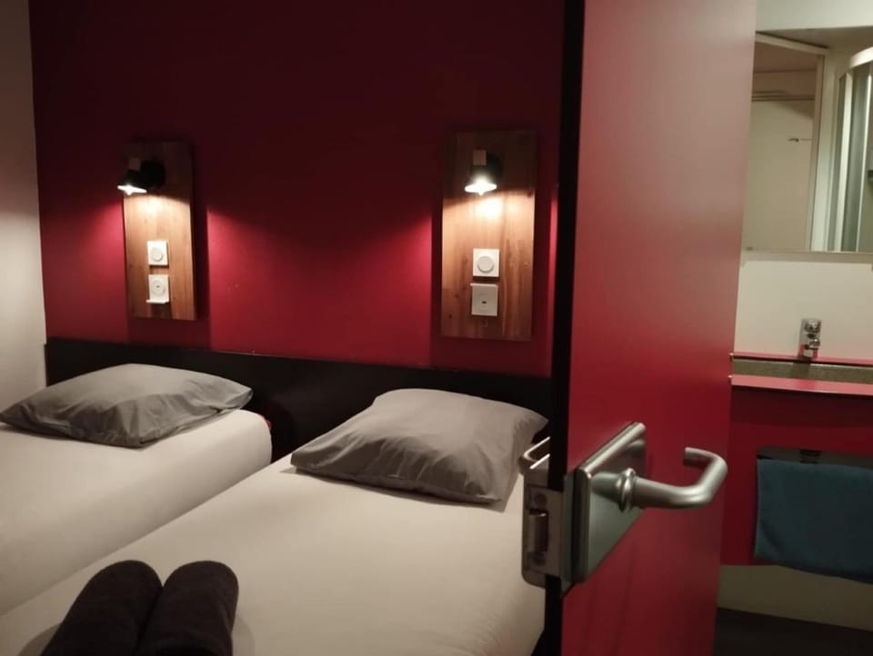 Kyriad Direct Saintes (ex Balladins) Hotel in Nouvelle-Aquitaine