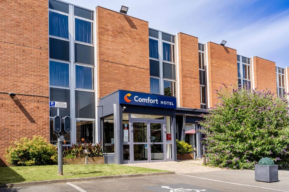 Comfort Hotel Lille L'Union Hotel in Flanders