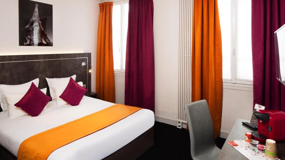Hôtel Du Plat d'Etain Hotel in Paris