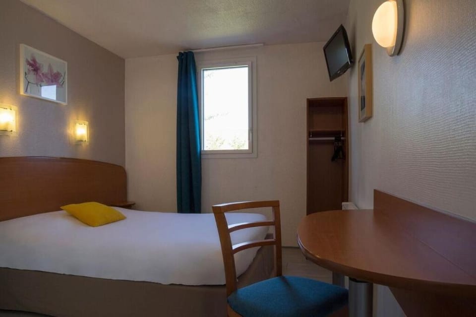 The Originals City, Hotel Novella Confort, Nantes Est Hotel in Carquefou