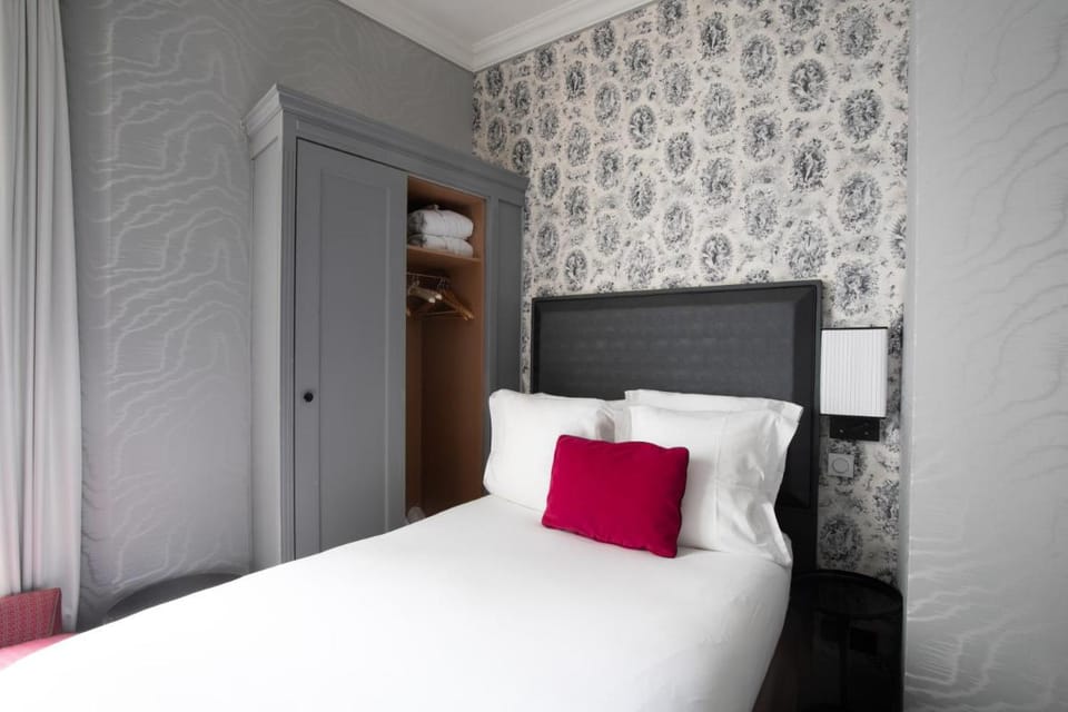 Maison Astor Paris Curio Collection by Hilton Hotel in Paris