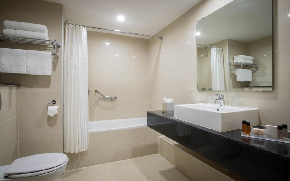 Clayton Hotel, Manchester Airport Hotel in England