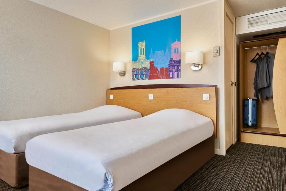 Kyriad Direct Lyon Sud - Chasse-Sur-Rhône Hotel in Givors