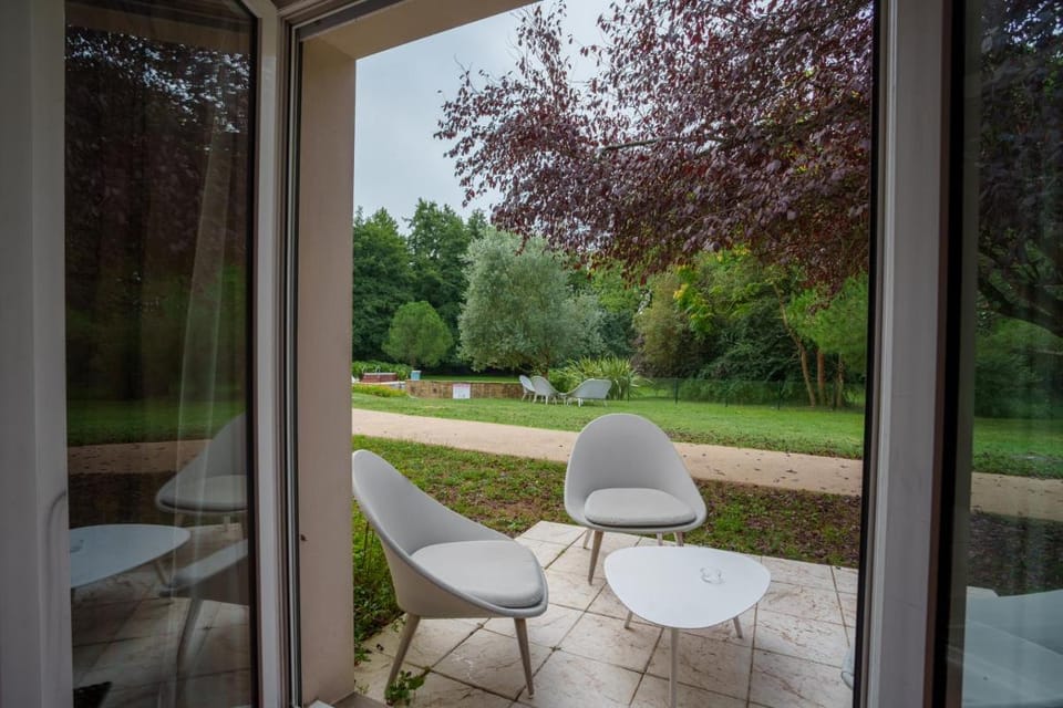 Kyriad Nantes Sud - Bouaye AÃ©roport Hotel in Pays de la Loire