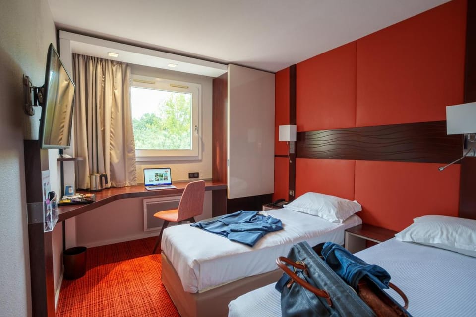 Kyriad Nantes Sud - Bouaye AÃ©roport Hotel in Pays de la Loire