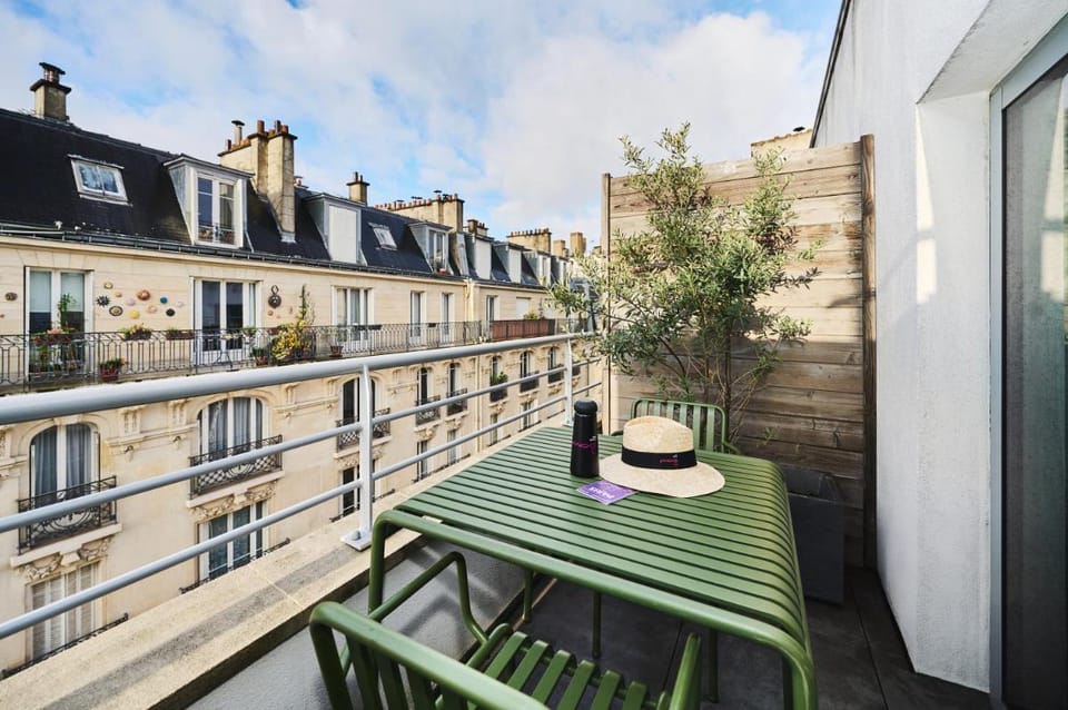 Moxy by Marriott Paris Bastille Hotel in Paris