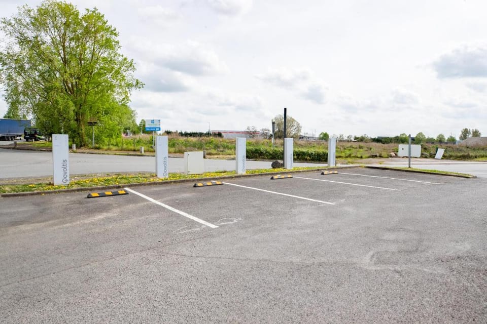 KYRIAD VALENCIENNES SUD - Rouvignies Hotel in Hauts-de-France
