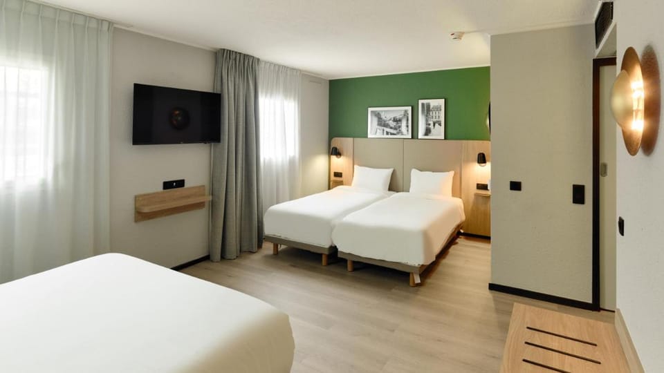 Campanile Argenteuil Hotel in Île-de-France