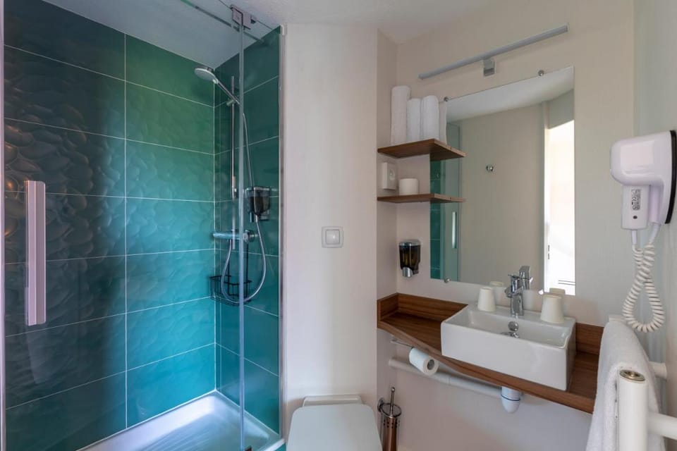 The Originals City, HÃ´tel Limoges Sud Feytiat Hotel in Limoges