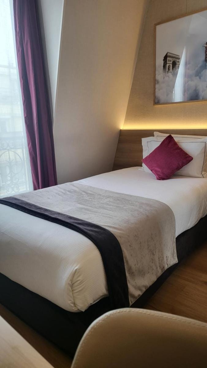 Magda Champs Elysées Hotel in Paris