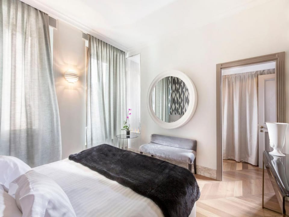 Hotel Palazzo Manfredi â€“ Small Luxury Hotels of the World Hotel in Rome