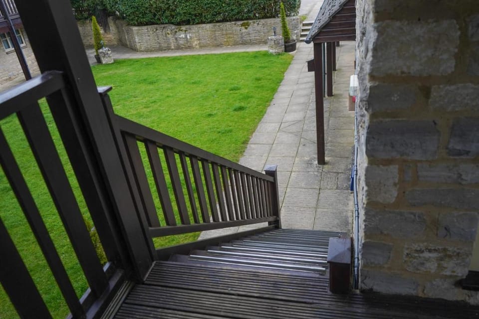 The Bird In Hand Inn, Witney Hotel in West Oxfordshire District