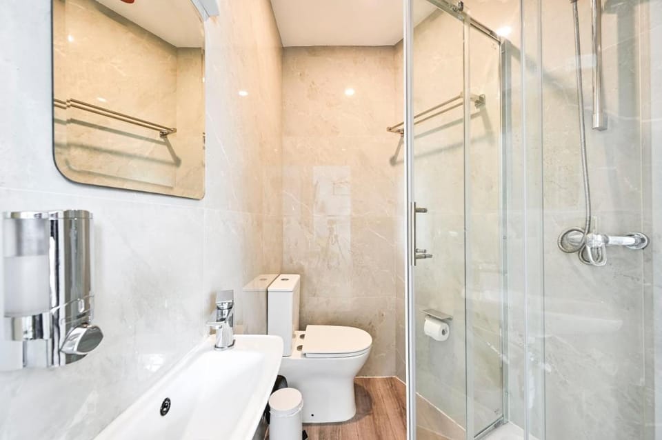 City London Hotel Hotel in London Borough of Southwark