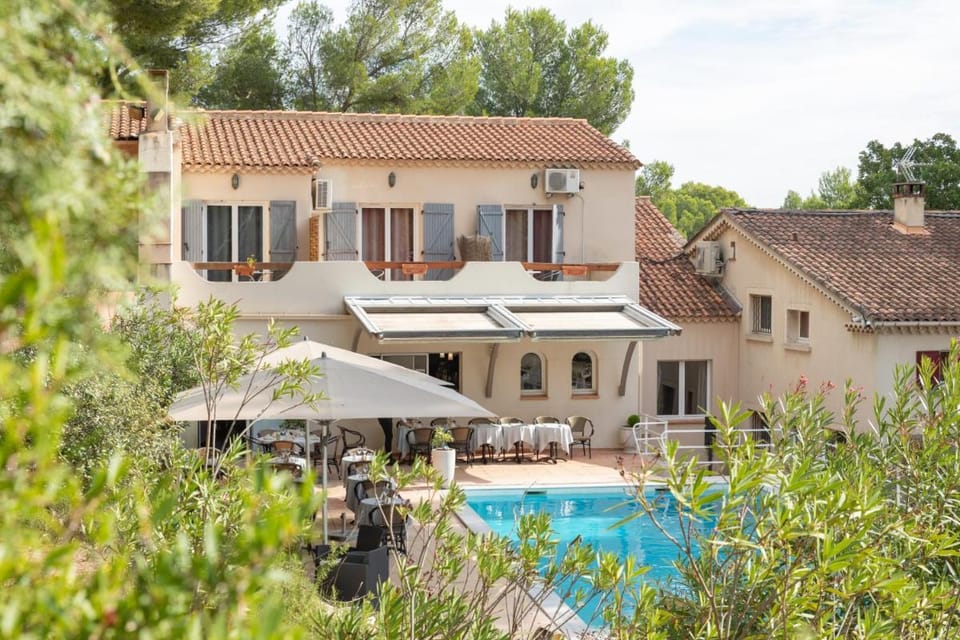 Hotel Le Mas des Ecureuils Hotel in Aix-en-Provence