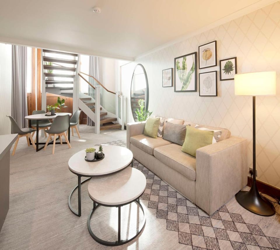 DoubleTree by Hilton London Kensington Hotel in City of Westminster