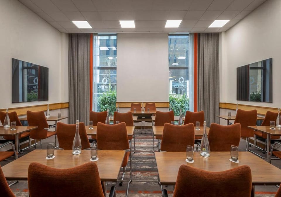 Clayton Hotel, Leeds Hotel in Leeds