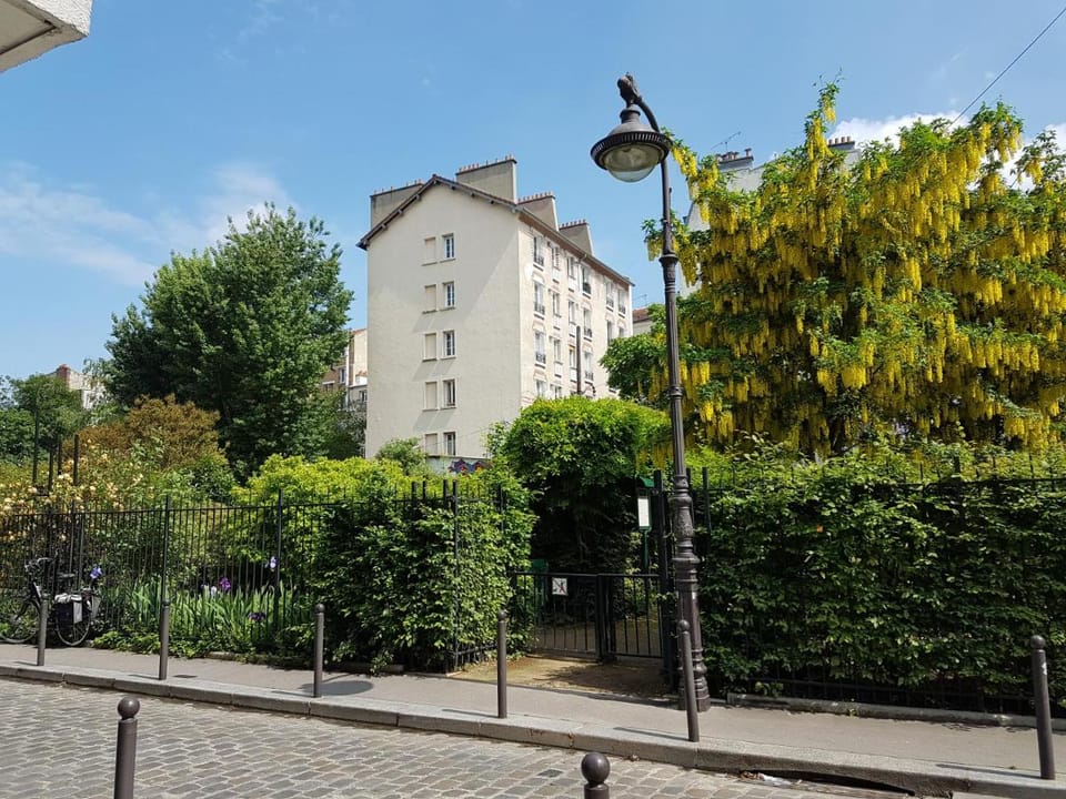 Moulin Vert Hotel in Paris