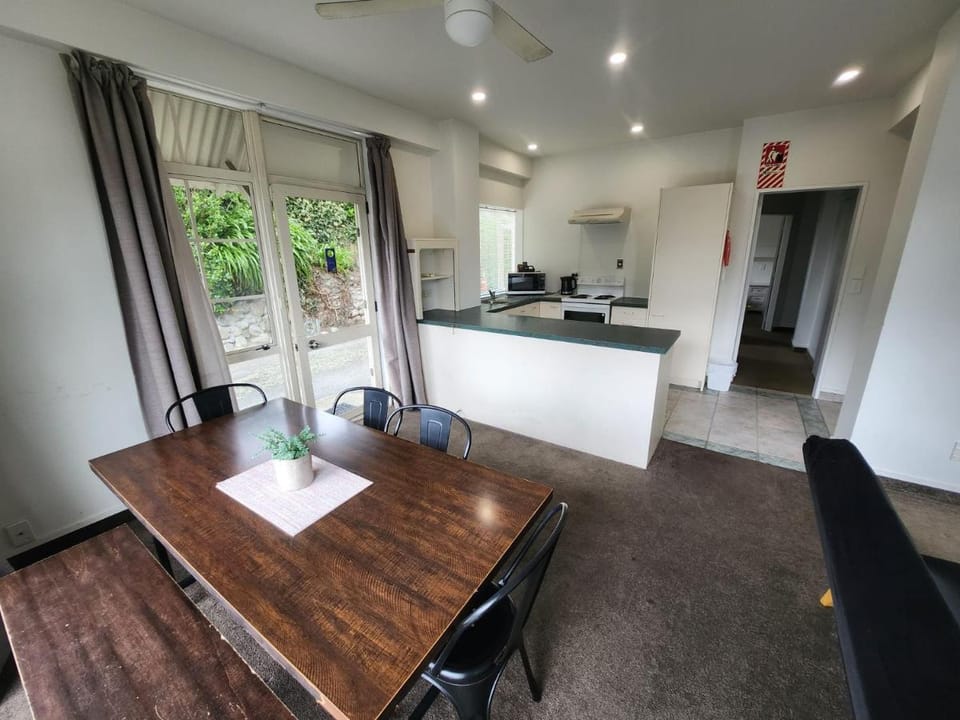 U Studios Paraparaumu Beach (formerly Copperfield Seaside Motel) Motel in Wellington Region
