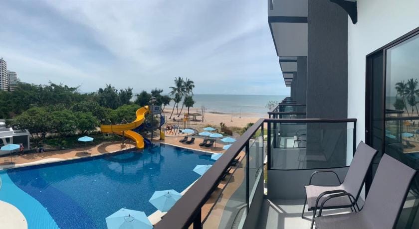 Centara Life Cha-Am Beach Resort Hua Hin Hotel in Thailand