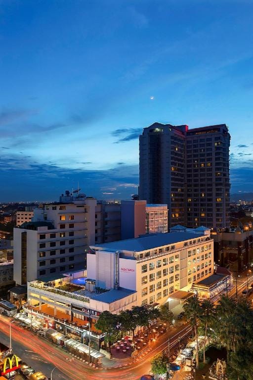 Movenpick Suriwongse Hotel Chiang Mai Hotel in Chiang Mai