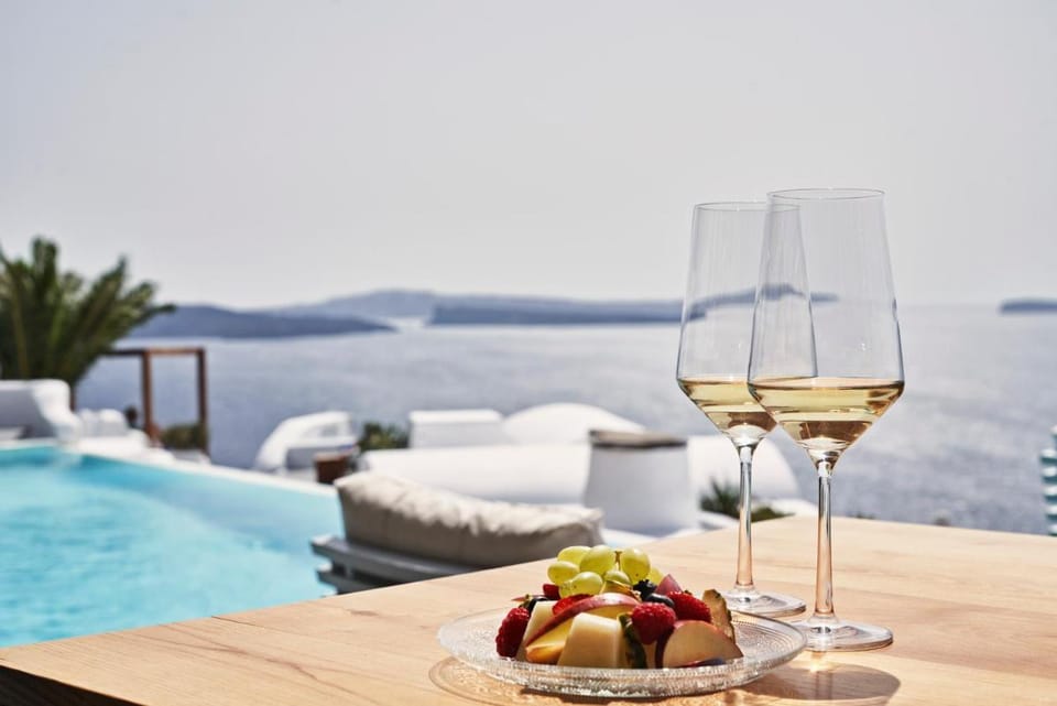 Katikies Santorini - The Leading Hotels Of The World Hotel in Oia