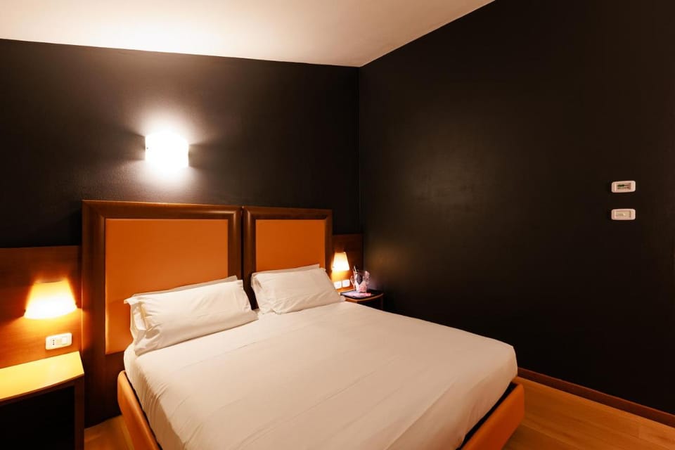 Hotel Villa Delle Rose - Malpensa Hotel in Lombardy