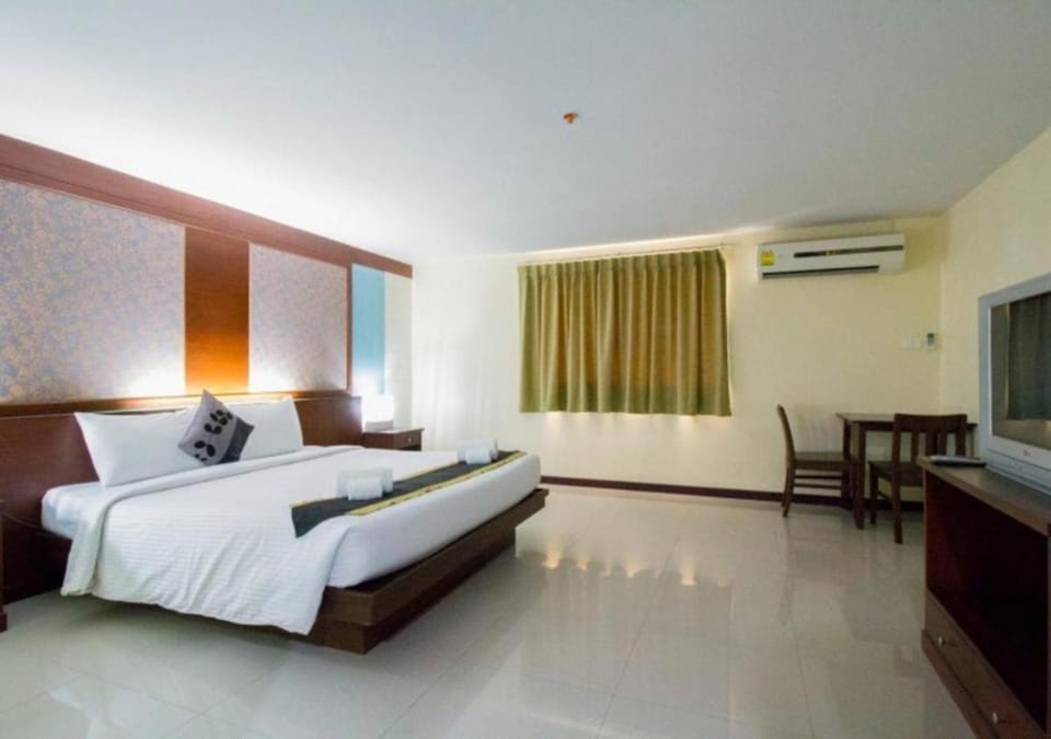 Convenient Grand Plus Hotel Suvarnabhumi Hotel in Bangkok