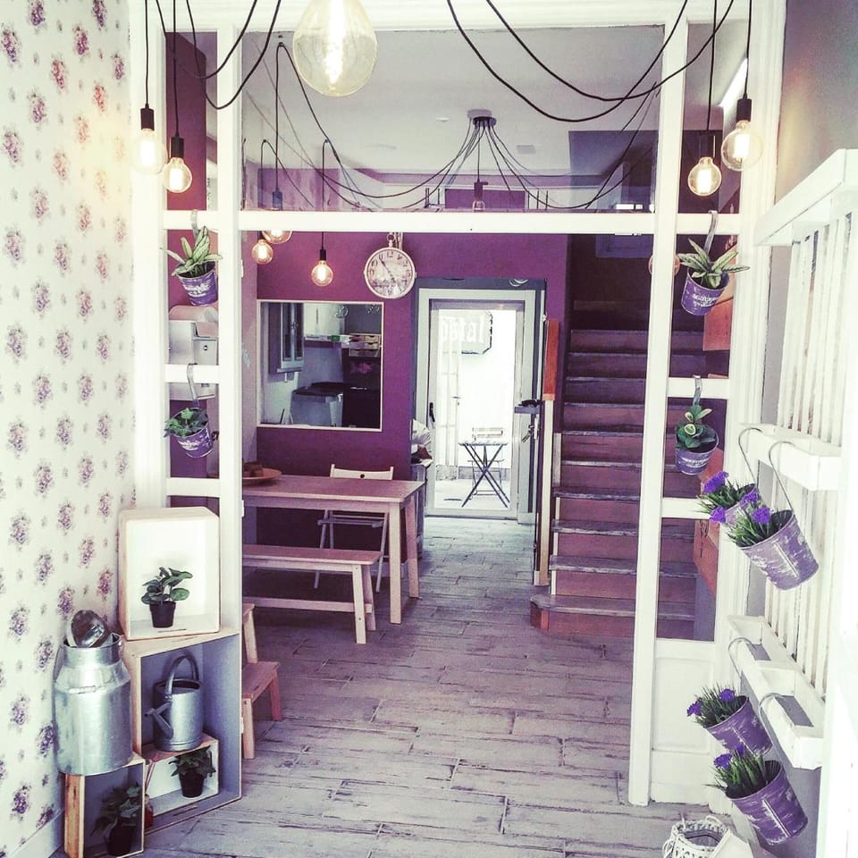 Le Vintage Bed and Breakfast in Ávila‎