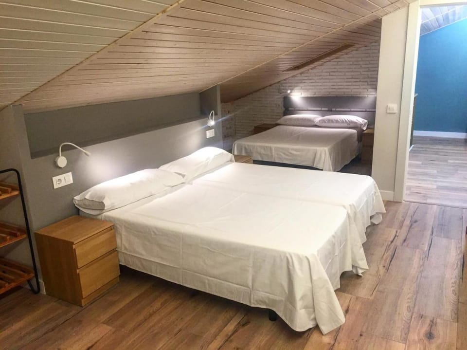 Le Vintage Bed and Breakfast in Ávila‎