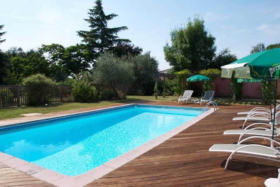 Hôtel Le Barry, Toulouse Nord Hotel in Occitanie
