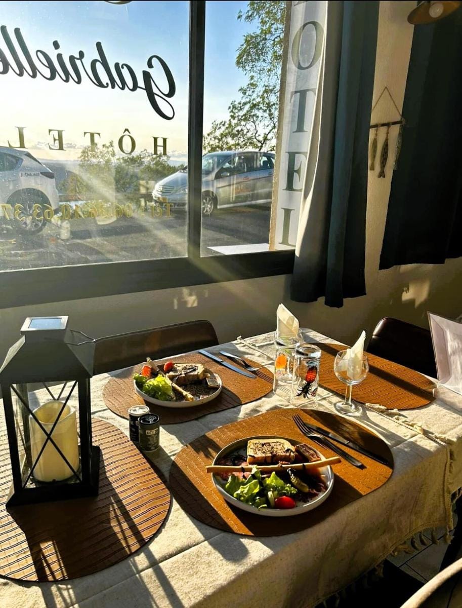 Gabrielle hôtel Hotel in Aiguines