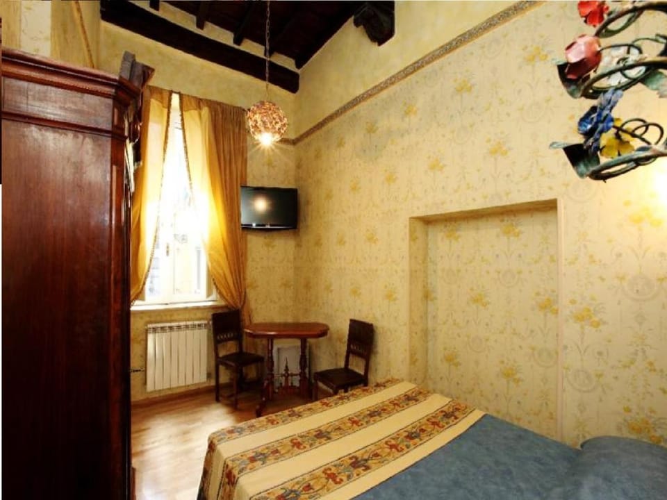 Antica Dimora dell'Orso Bed and Breakfast in Rome