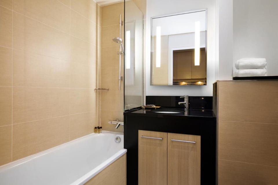 Relais Spa Val d'Europe Apartment hotel in Chessy
