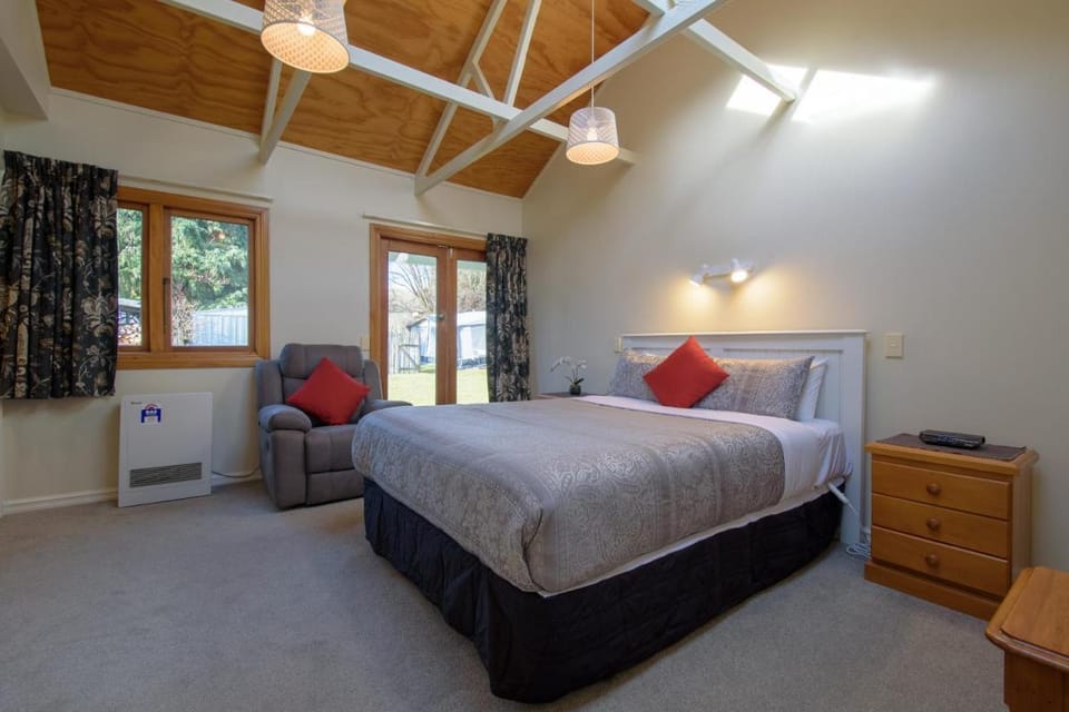 Resort Arrowtown Apartment in Arrowtown