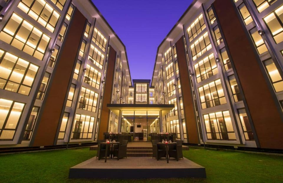 Vivanta Colombo, Airport Garden Hotel in Negombo
