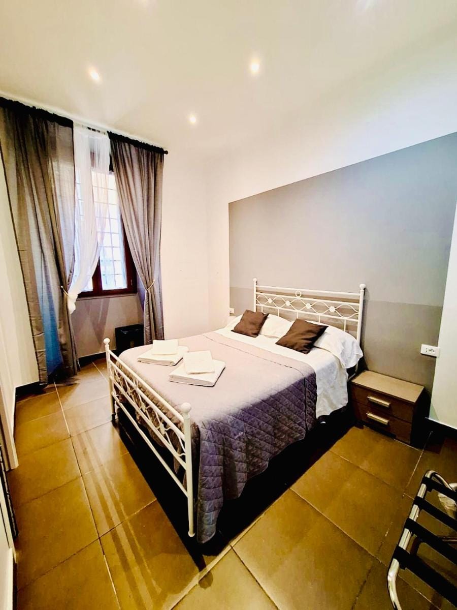 Legends Hostel in Rome