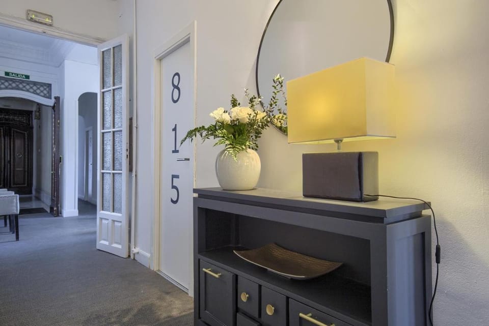 Hostal Besaya Bed and Breakfast in Centro