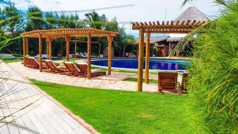 Long Beach Hotel in Canoa Quebrada