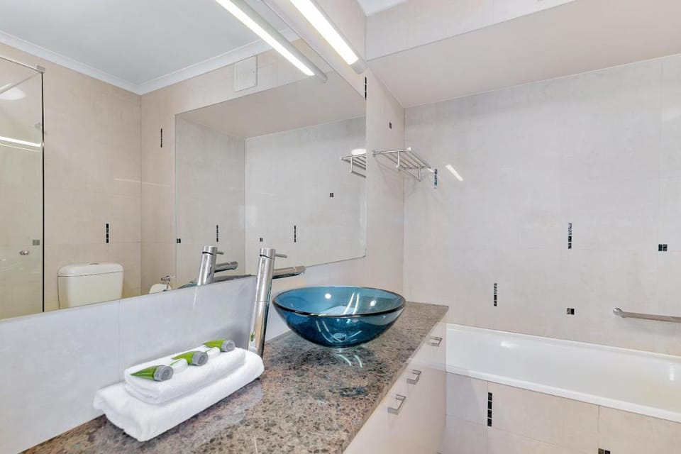 Seaview Resort Apartment hotel in Sunshine Coast