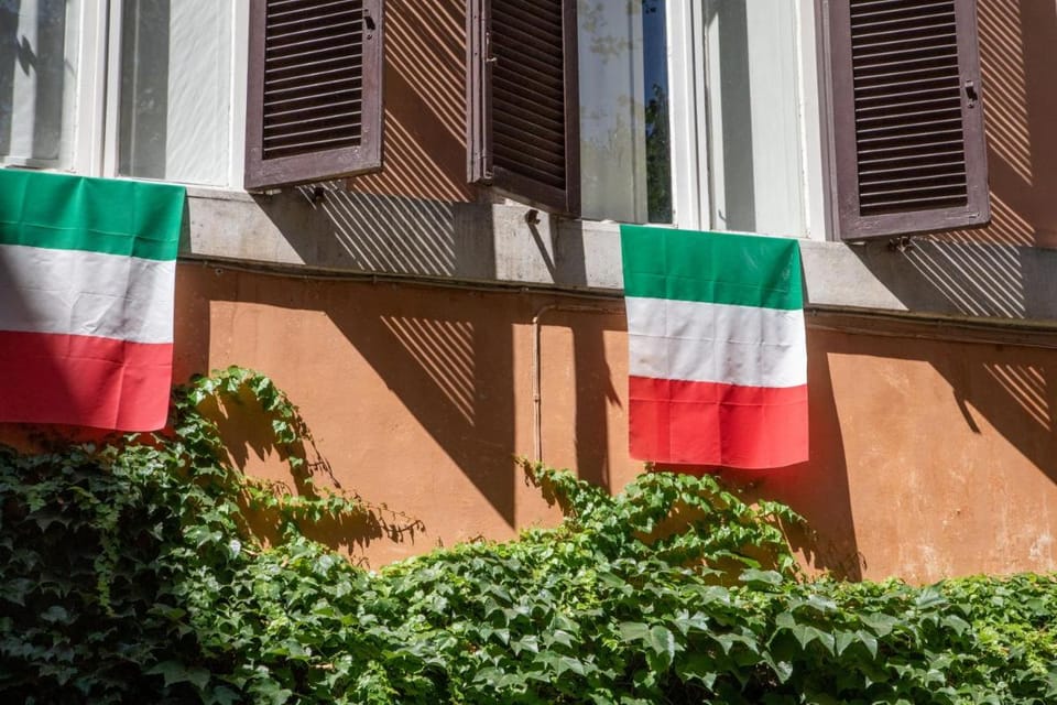 The Right Place 4U Navona Luxury Rooms Bed and Breakfast in Rome